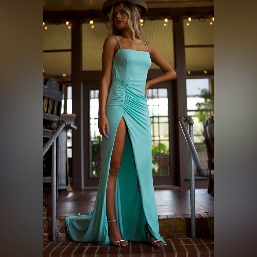 Katie May Great Kate Ruched side slit dress small Mint